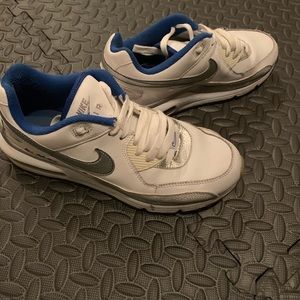 Nike youth shoes